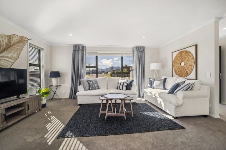 Photo of property in 10 Wai Terrace, Wharewaka, Taupo, 3330