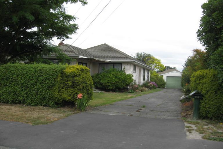 Photo of property in 114 Suva Street, Upper Riccarton, Christchurch, 8041