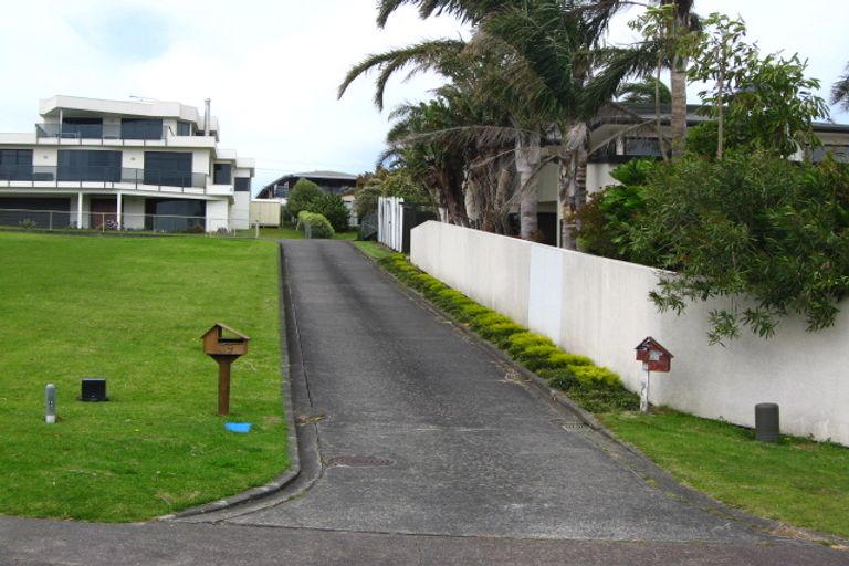 Photo of property in 39a Pacific Parade, Army Bay, Whangaparaoa, 0930
