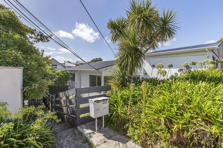 Photo of property in 27 Izard Road, Khandallah, Wellington, 6035