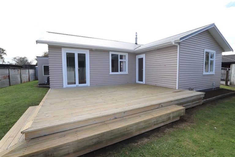 Photo of property in 7a Hinau Street, Inglewood, 4330