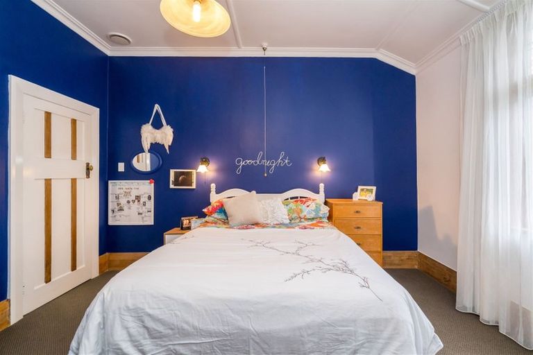 Photo of property in 239 Macandrew Road, Forbury, Dunedin, 9012