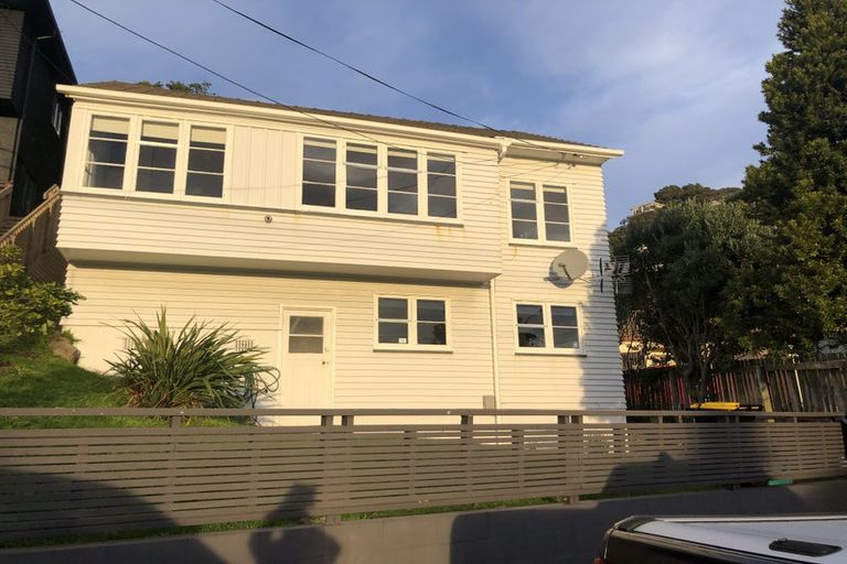 Photo of property in 13 Cavendish Square, Strathmore Park, Wellington, 6022