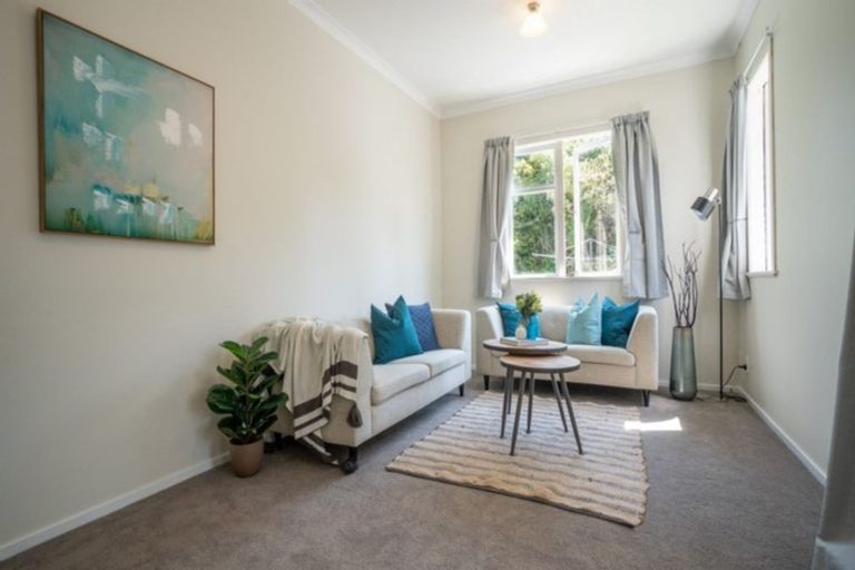 Photo of property in 32 Marne Street, Hokowhitu, Palmerston North, 4410