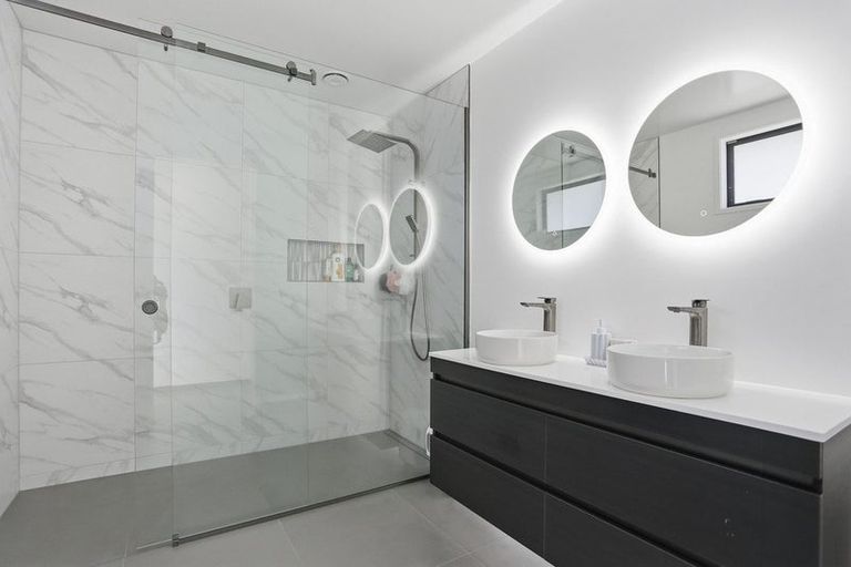 Photo of property in 1 Waimanu Lane, Bethlehem, Tauranga, 3110