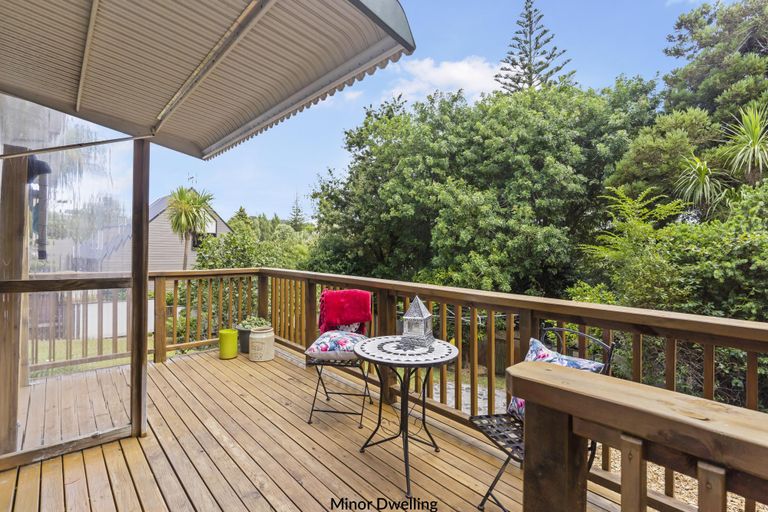 Photo of property in 11 Aries Place, Shelly Park, Auckland, 2014