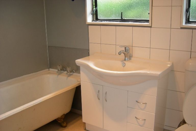 Photo of property in 6a Mill Street, Koutu, Rotorua, 3010