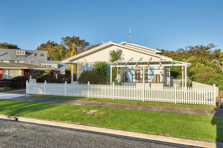 Photo of property in 10 Just Place, West End, Palmerston North, 4410