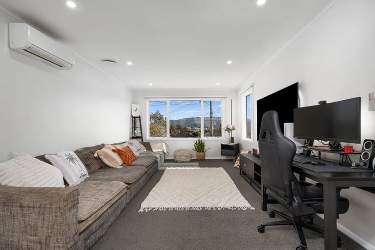Photo of property in 10 Birman Place, Cannons Creek, Porirua, 5024