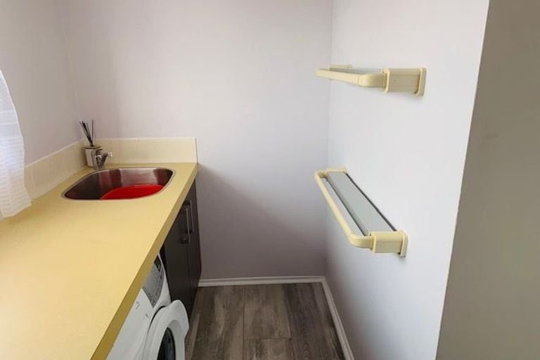 Photo of property in 9 Daytona Place, Parklands, Christchurch, 8083