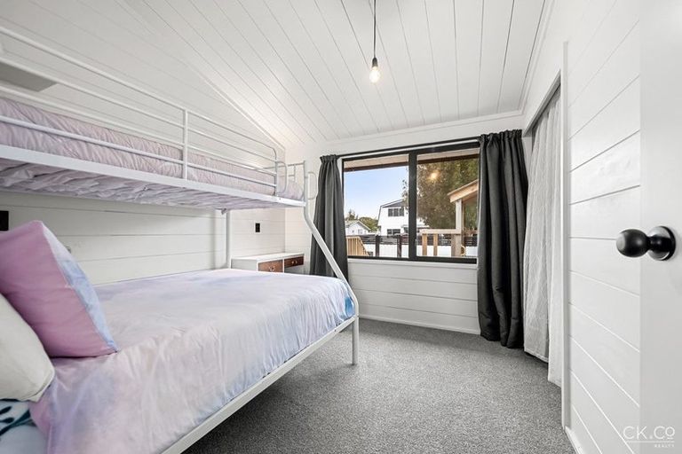 Photo of property in 99 Gibbons Street, Ebdentown, Upper Hutt, 5018