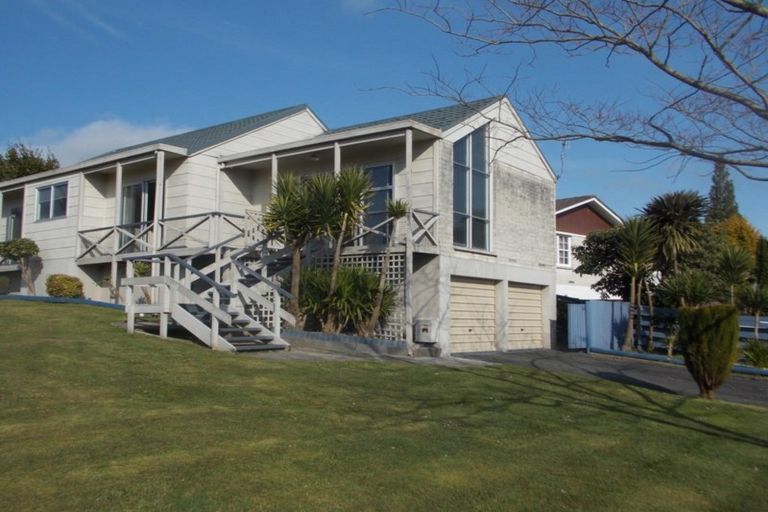 Photo of property in 2 Hinau Street, Pukehangi, Rotorua, 3015