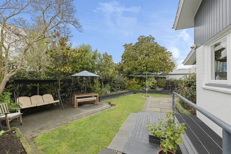 Photo of property in 2/228 Ilam Road, Ilam, Christchurch, 8041