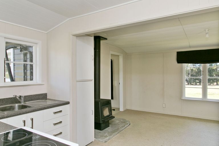 Photo of property in 654b Tukairangi Road, Kinloch, Taupo, 3385