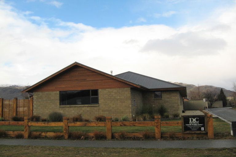 Photo of property in 31 Cairnmuir Crescent, Cromwell, 9310