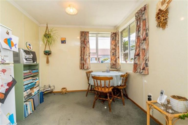 Photo of property in 38 Eastbourne Street, Caversham, Dunedin, 9012
