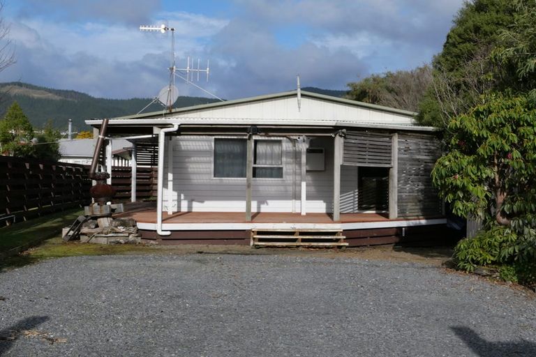 Photo of property in 62 Rata Road, Raumati Beach, Paraparaumu, 5032
