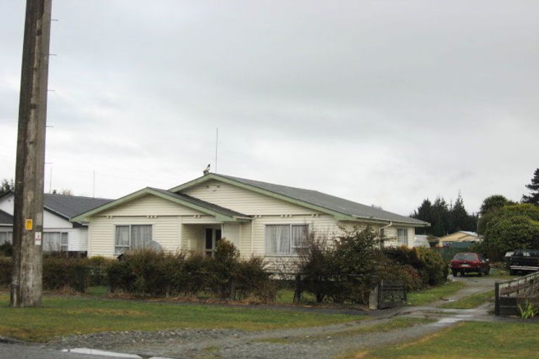 Photo of property in 14 Ohau Street, Dobson, Greymouth, 7805