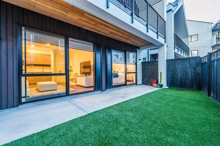 Photo of property in 42 Catalina Bay Drive, Hobsonville, Auckland, 0616