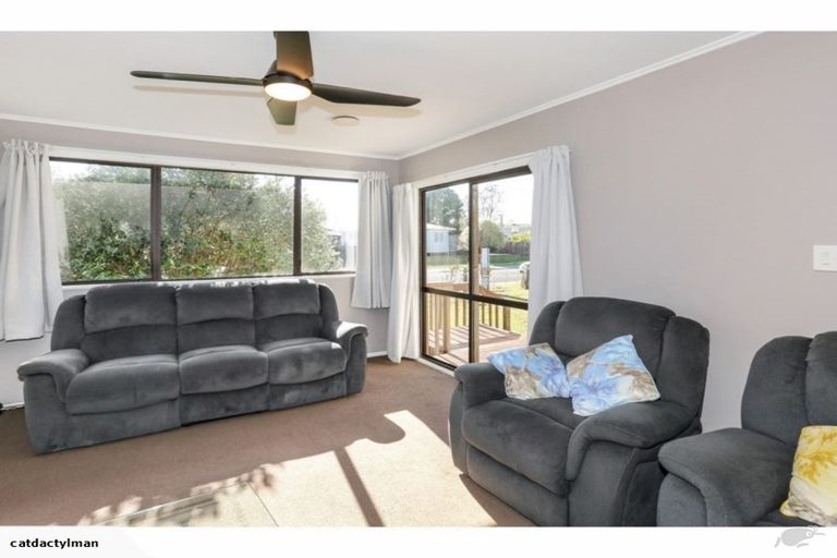 Photo of property in 5 Evans Place, Papakura, 2110