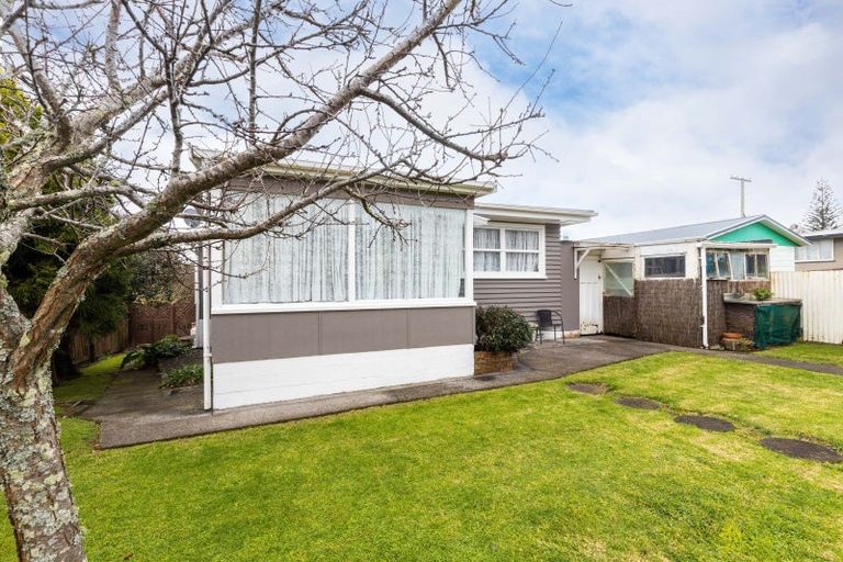 Photo of property in 123 Ngamotu Road, Spotswood, New Plymouth, 4310