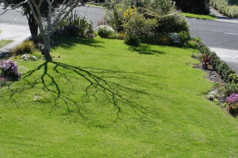 Photo of property in 18 Scott Road, Stanmore Bay, Whangaparaoa, 0932