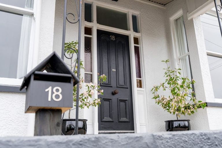 Photo of property in 18 Brown Street, Dunedin Central, Dunedin, 9016
