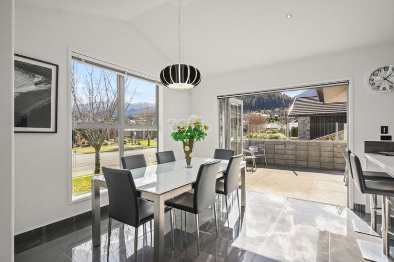 Photo of property in 4 Rutherford Crescent, Hanmer Springs, 7334