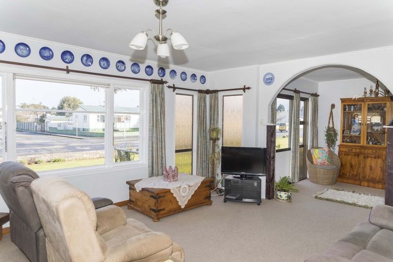 Photo of property in 73 Barraud Street, Dannevirke, 4930