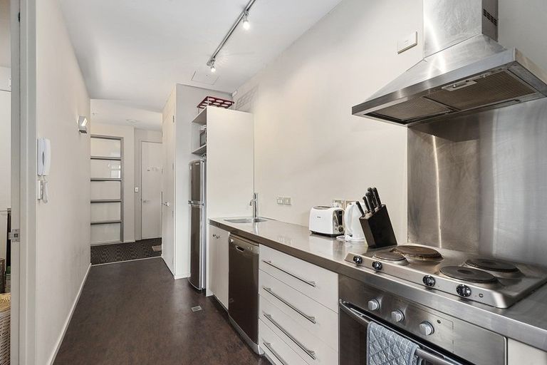 Photo of property in Vespa Apartments, 405/20 Hanson Street, Mount Cook, Wellington, 6021