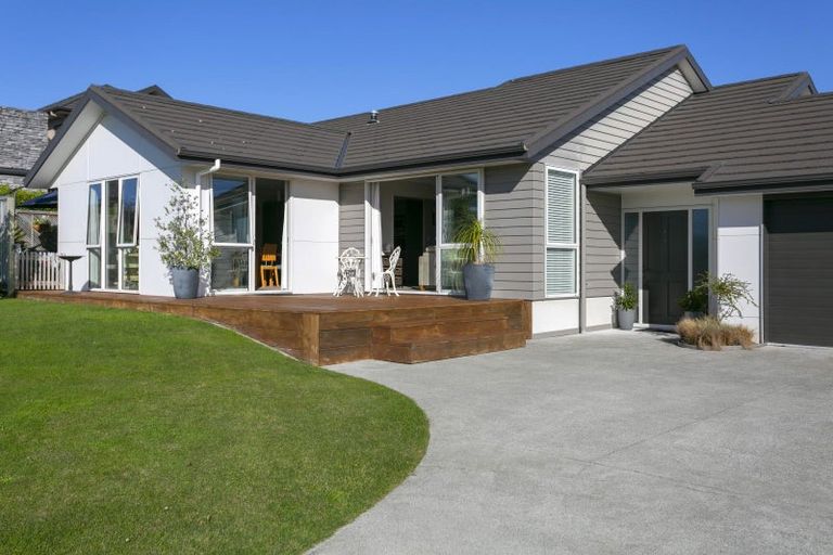 Photo of property in 10 Loloma Way, Wharewaka, Taupo, 3330