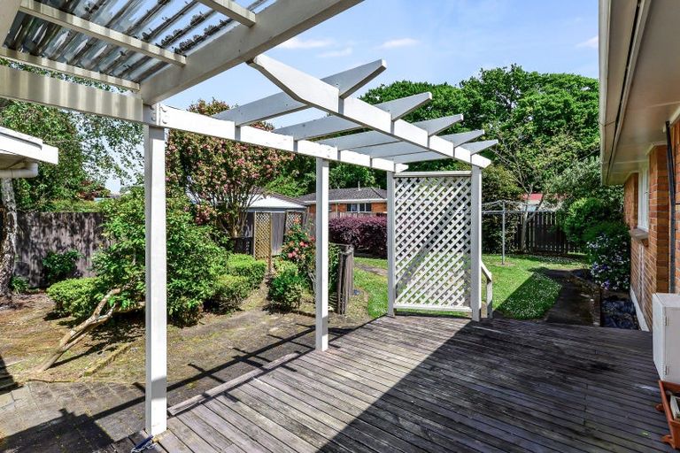 Photo of property in 6 Pickering Crescent, Chedworth, Hamilton, 3210