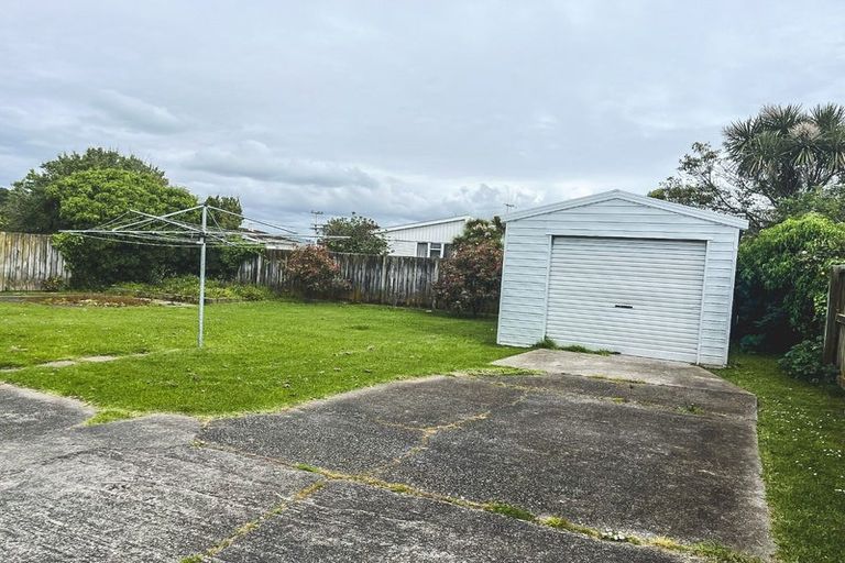 Photo of property in 3 Matai Place, Otaki, 5512