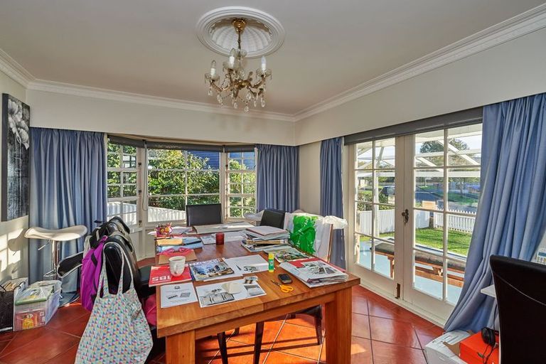 Photo of property in 10 Just Place, West End, Palmerston North, 4410