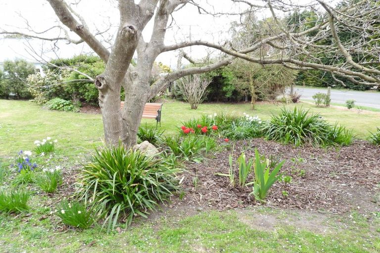 Photo of property in 28 High Street, Kakanui, Oamaru, 9495