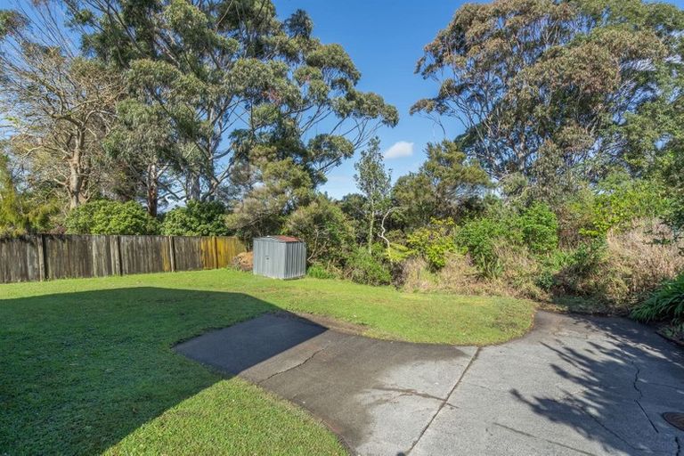 Photo of property in 99 West Harbour Drive, West Harbour, Auckland, 0618