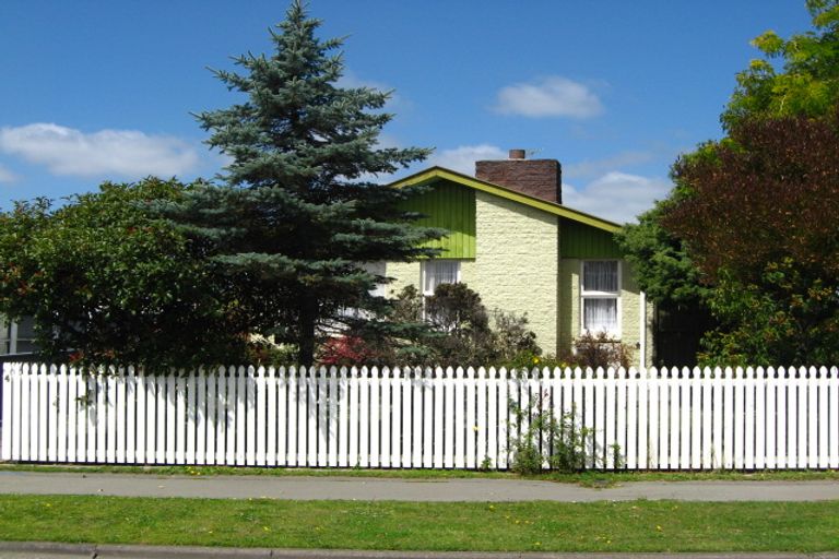 Photo of property in 4 Barrowclough Street, Hoon Hay, Christchurch, 8025