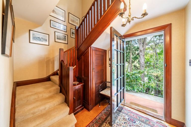 Photo of property in 51 Chatsworth Road, Silverstream, Upper Hutt, 5019