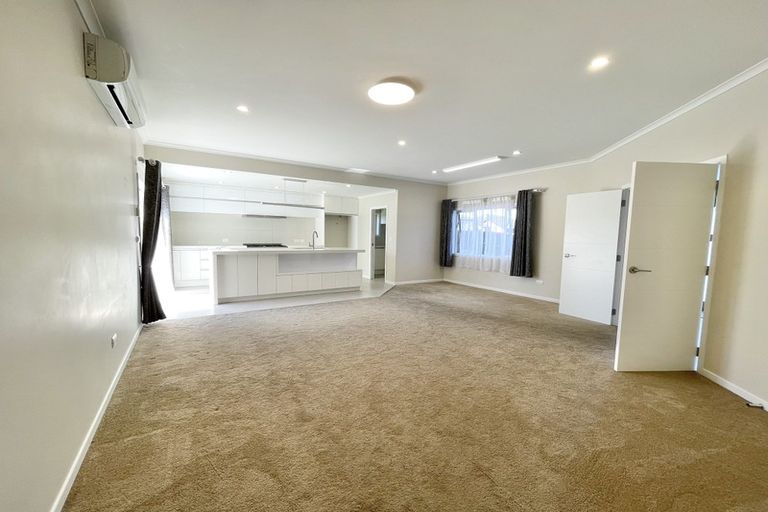 Photo of property in 54 Sirius Crescent, Rototuna North, Hamilton, 3210