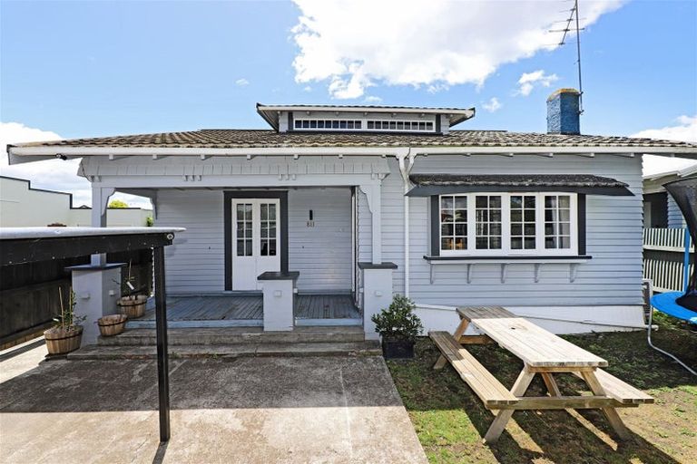 Photo of property in 811 Fitzroy Avenue, Mahora, Hastings, 4120