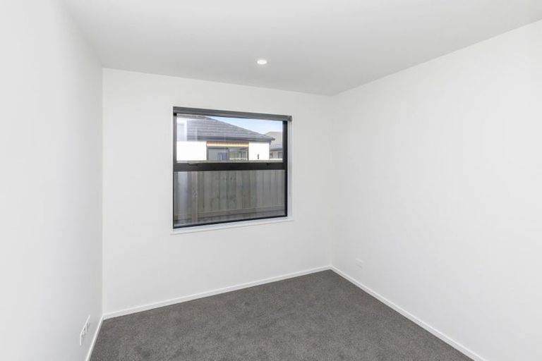 Photo of property in 5 Rita Angus Road, Belfast, Christchurch, 8051