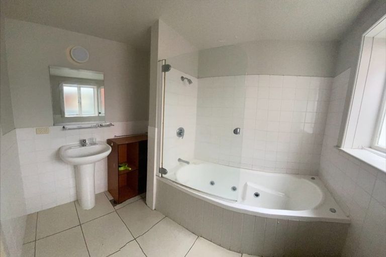 Photo of property in 526 George Street, North Dunedin, Dunedin, 9016