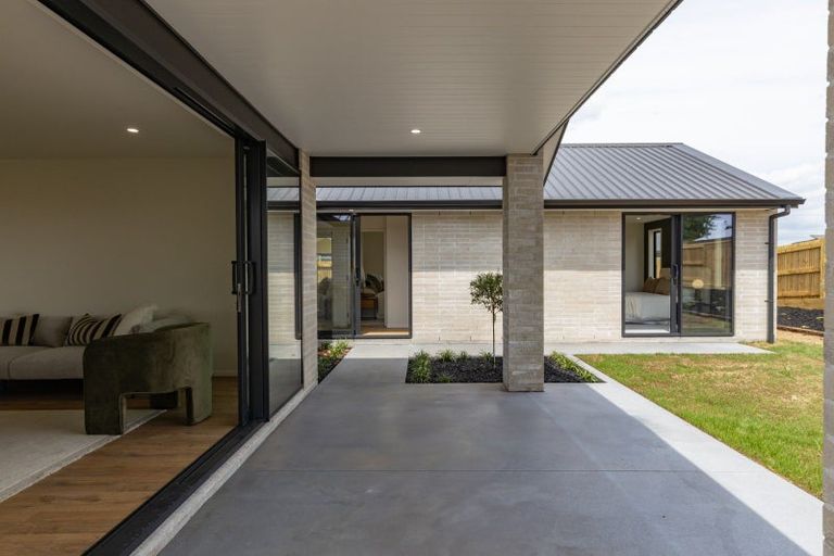 Photo of property in 11 Keri Rua Road, Leamington, 3495