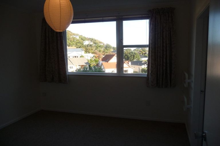 Photo of property in 11 Melrose Road, Island Bay, Wellington, 6023