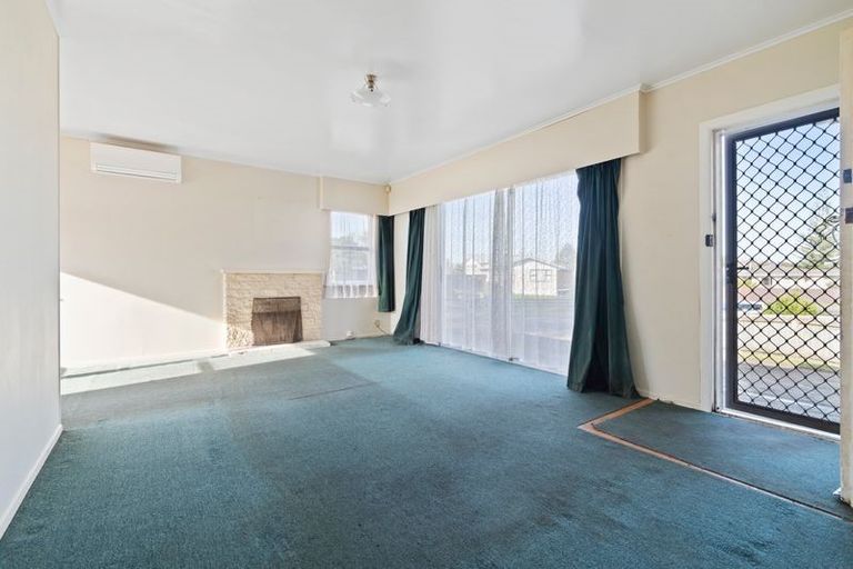 Photo of property in 14 Ronald Place, Manurewa, Auckland, 2102