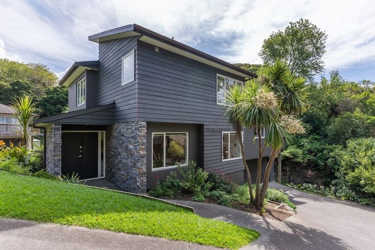 Photo of property in 25 Bemrose Place, Cockle Bay, Auckland, 2014
