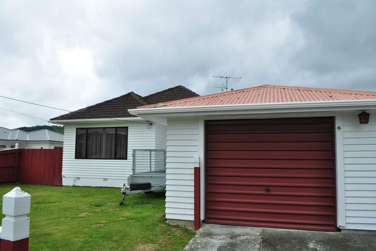 Photo of property in 57 Kowhai Avenue, Ebdentown, Upper Hutt, 5018