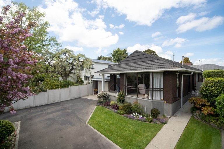 Photo of property in 3 Phoenix Avenue, Hokowhitu, Palmerston North, 4410