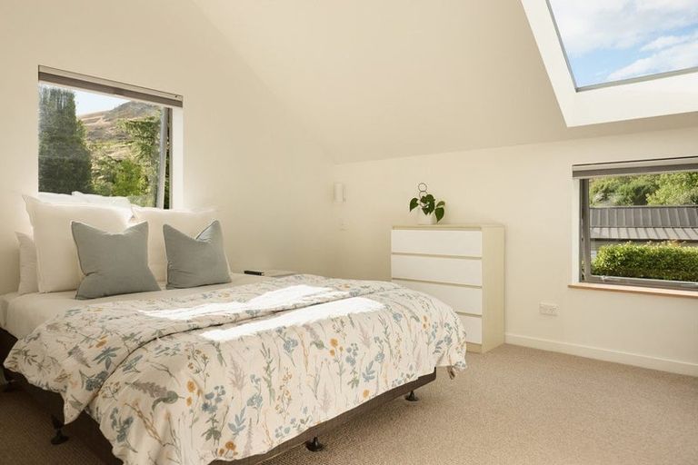 Photo of property in 10 Ellen Johnson Terrace, Lake Hayes, Queenstown, 9371