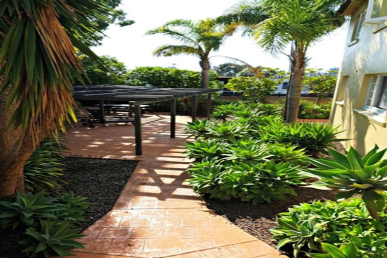 Photo of property in 2/101 College Hill, Freemans Bay, Auckland, 1011